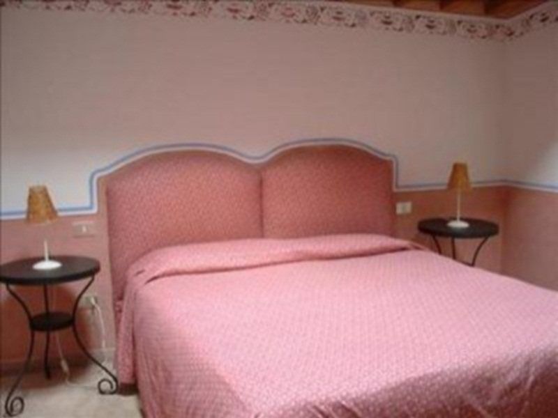 Villa Ulivi Firenze Szoba fotó